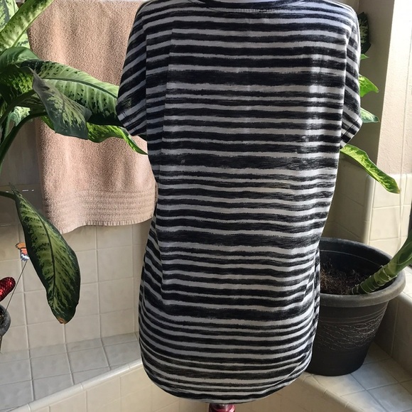 MNG Basics lightweight black and white striped tee - Picture 2 of 4
